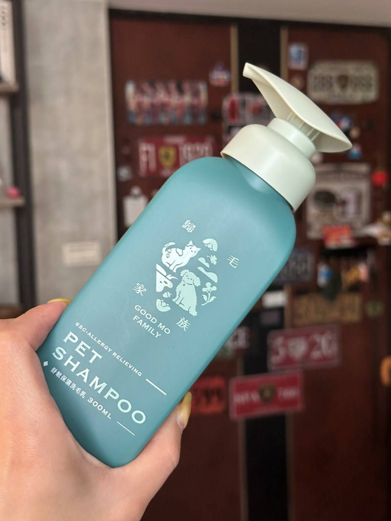 女人知己試用大隊,口碑行銷,部落客行銷,Goodmofamily歸毛家族 寵物肌膚救星組,歸毛家族 寵物肌膚救星,舒敏保濕洗毛乳,護膚噴液,精萃營養霜,博士30年生技專業,給足皮膚營養保護力,無抗生素 無類固醇,神經醯胺,19種綜合胺基酸,榮獲SNQ國家認證,上萬毛爸媽見證,3週幫助皮膚健康,NO.1寵物肌膚口碑霸主,寵物第一護膚領導品牌